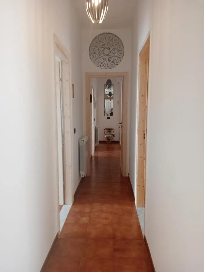 Villa Johnny And Mary'S House Breathtaking View تاورمينا بيت للعطل